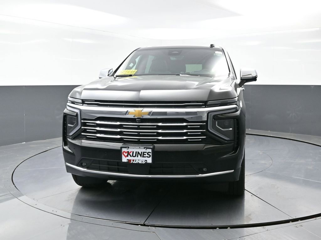 New 2026 Chevrolet Suburban Premier image 5