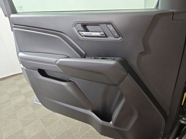 Used 2025 Chevrolet Colorado LT w/ Advanced Trailering Package image 29