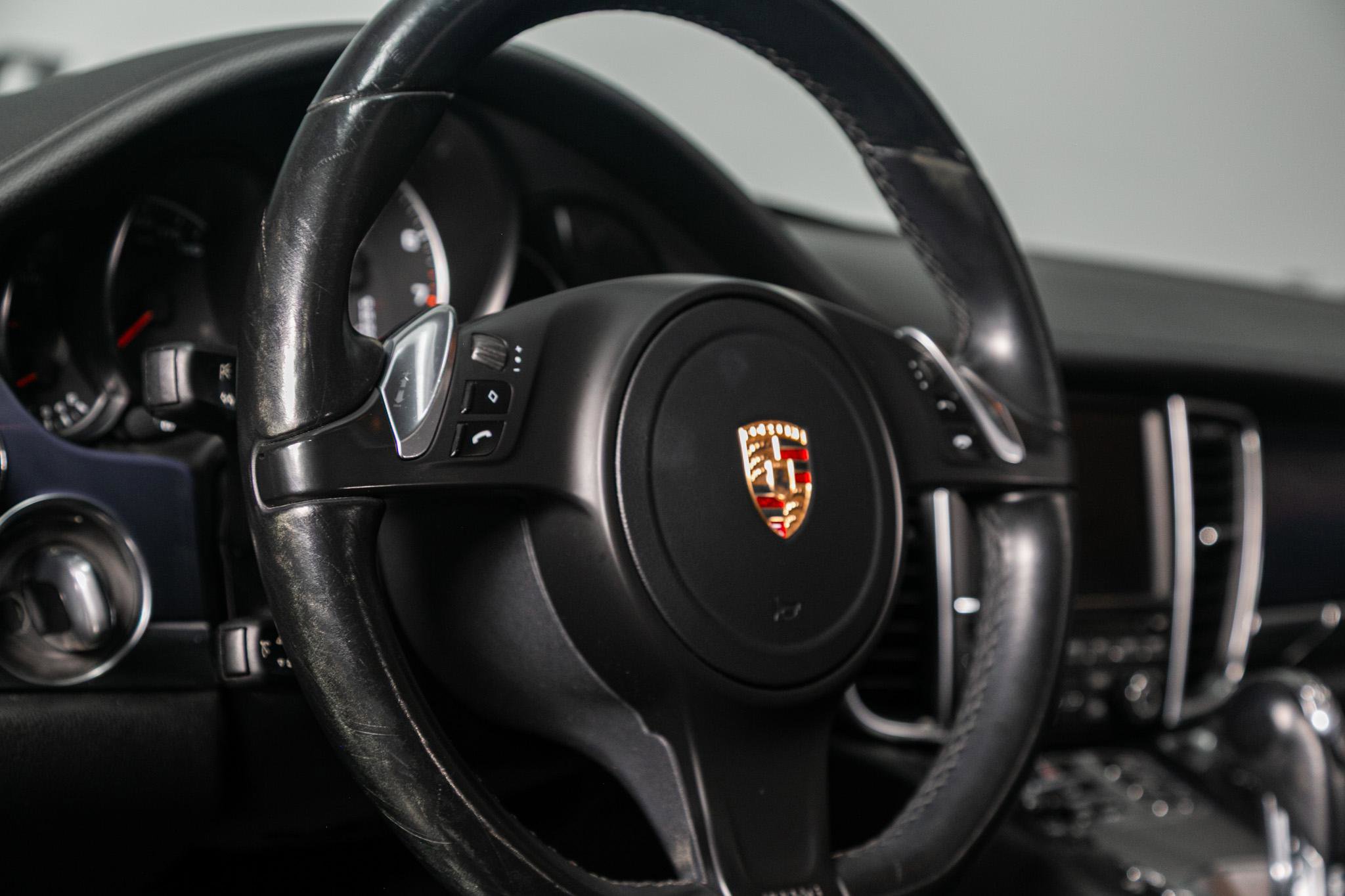 Used 2015 Porsche Panamera 4dr HB 4 image 37