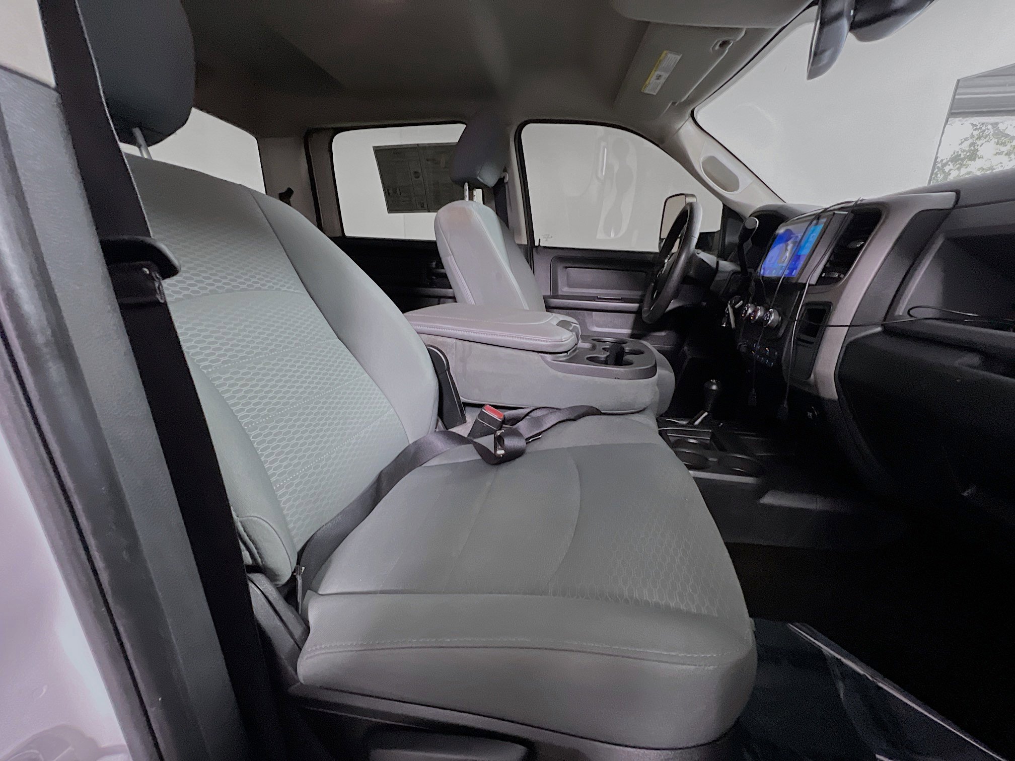 Used 2016 RAM 2500 Tradesman w/ Chrome Appearance Group image 29