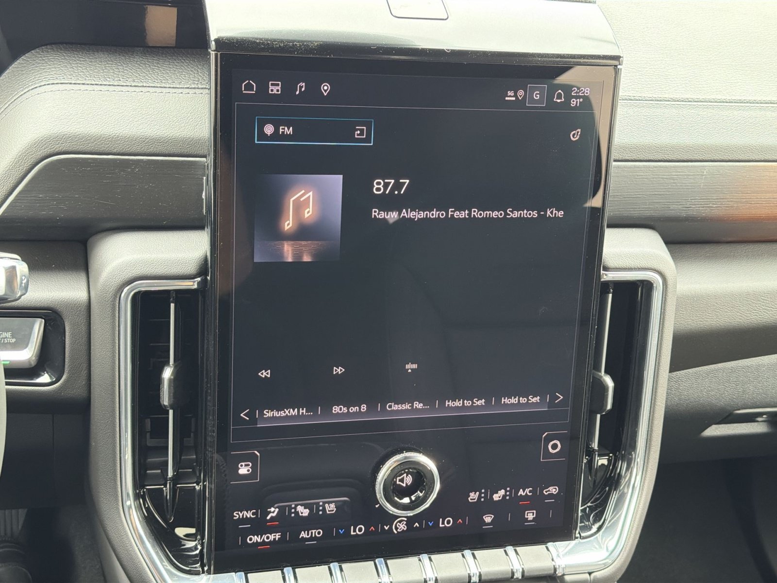 New 2026 GMC Yukon XL Denali AWD/4WD image 18