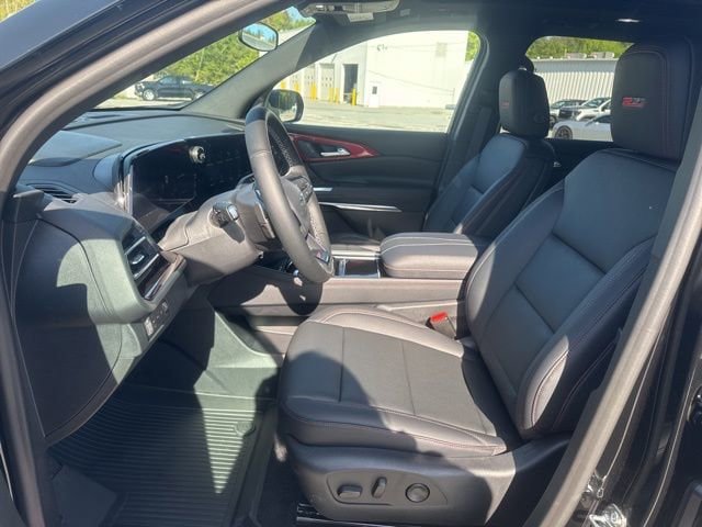 New 2026 Chevrolet Traverse Z71 w/ LPO, Floor Liner Package AWD/4WD image 11