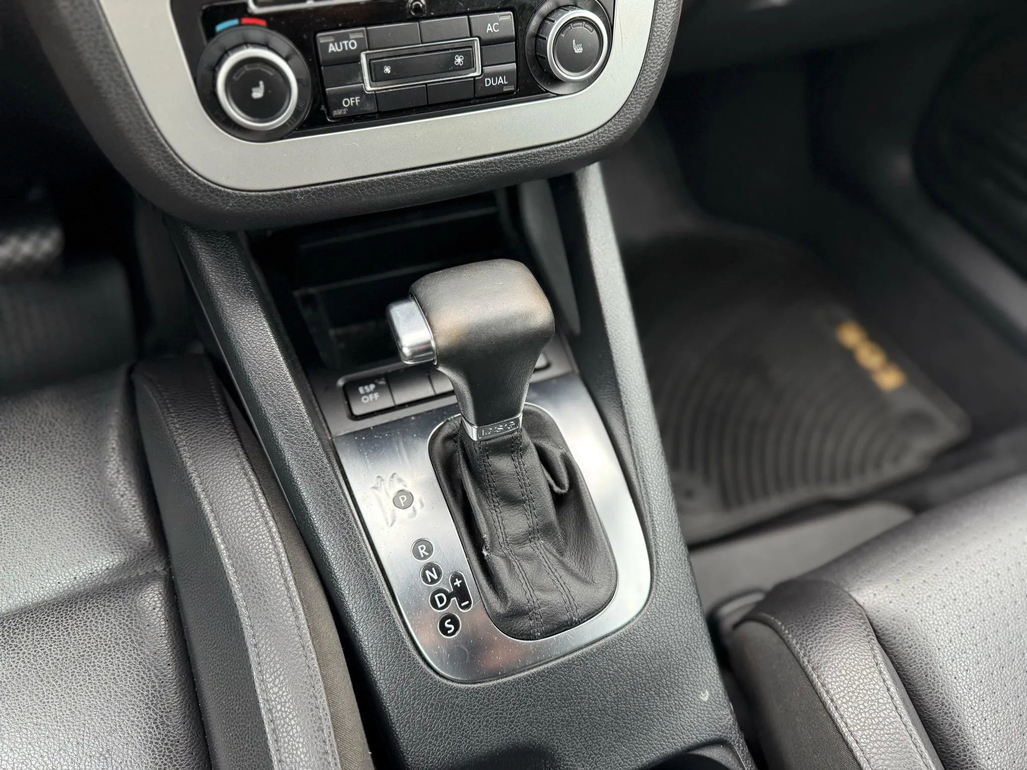 Used 2010 Volkswagen Eos Komfort image 21