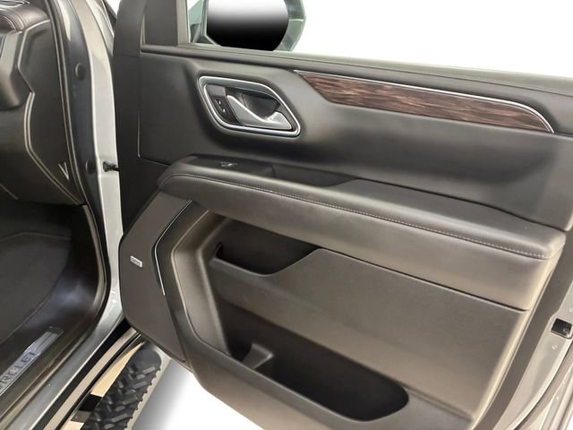 Used 2022 Chevrolet Suburban Z71 AWD/4WD image 15