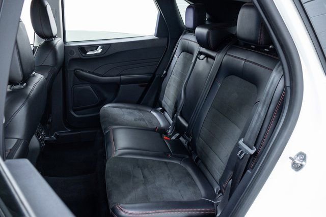 Used 2022 Ford Escape SEL w/ SEL Stealth AWD Package image 24