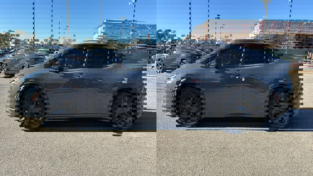 New 2026 Toyota Prius Plug-In Hybrid image 4