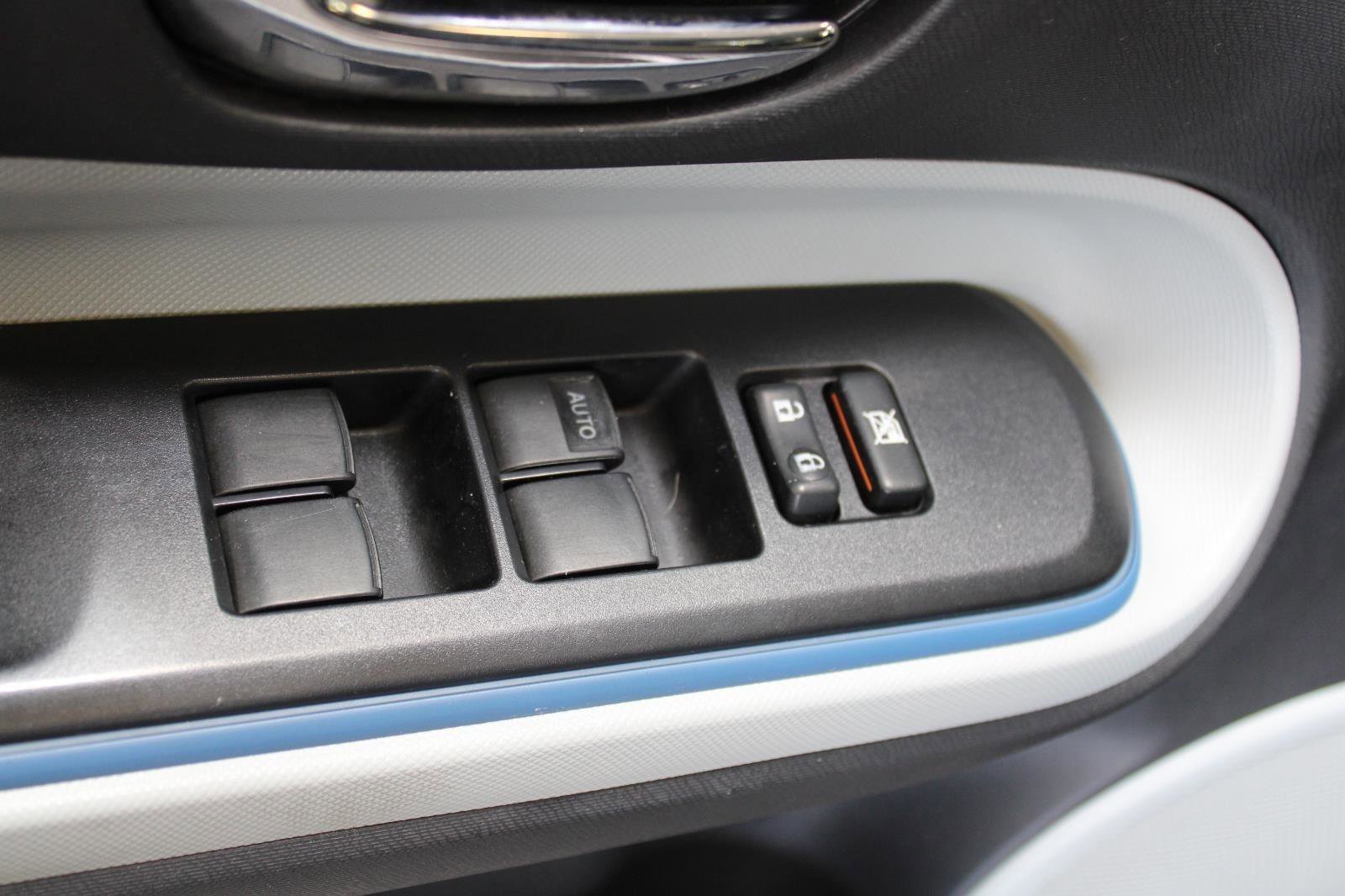 Used 2013 Toyota Prius C Two image 40