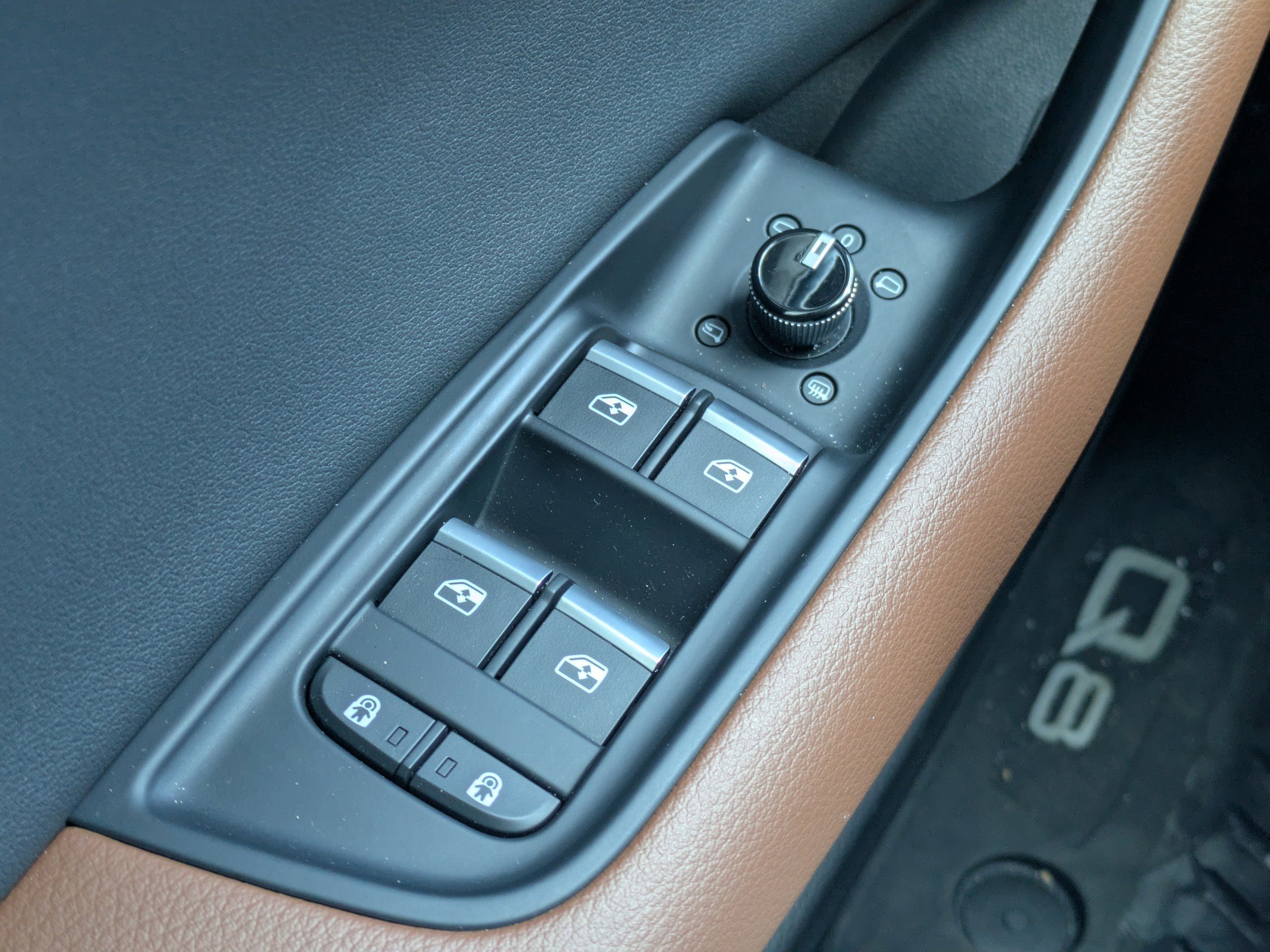 Used 2022 Audi Q8 Premium Plus image 27