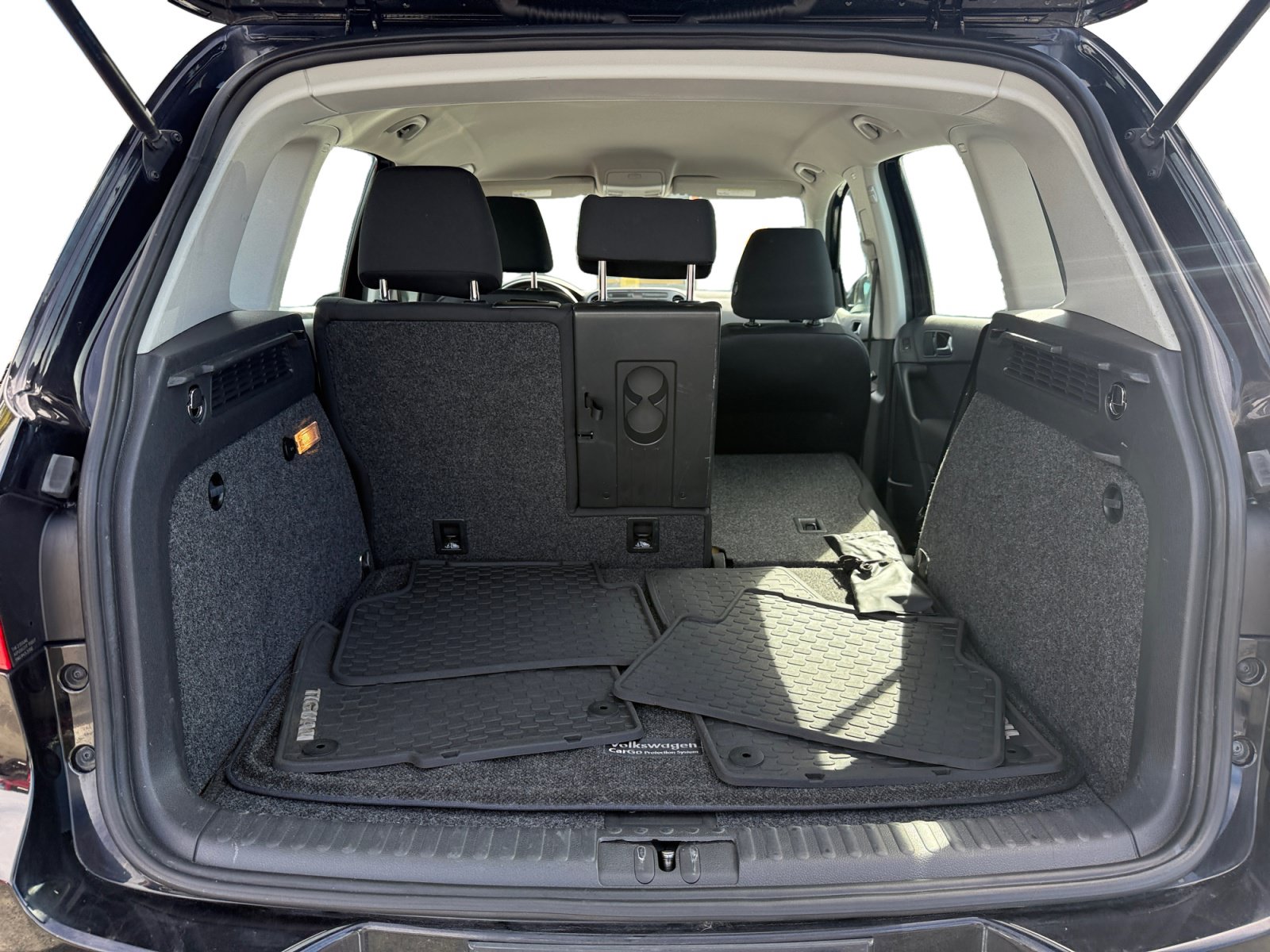 Used 2014 Volkswagen Tiguan S FWD image 15