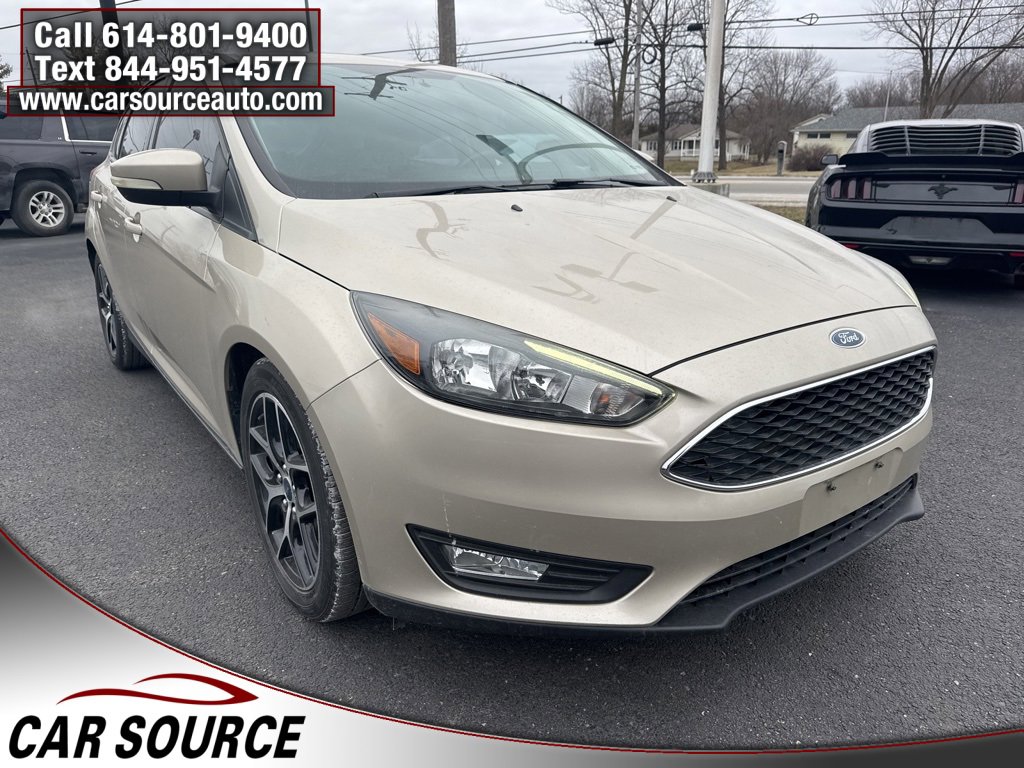 Used 2017 Ford Focus SEL w/ Cold Weather Package image 9