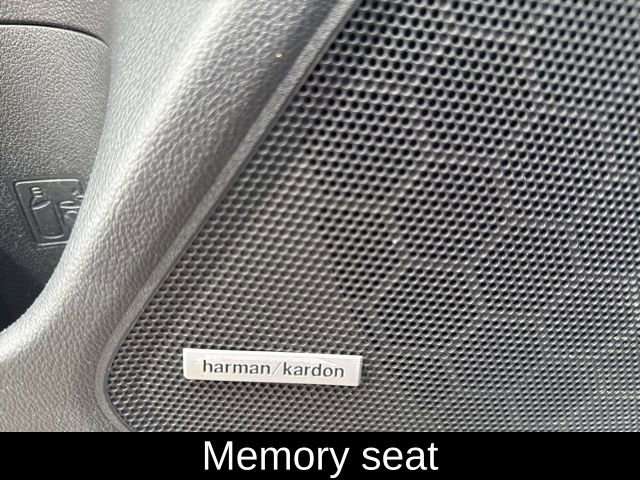 Used 2015 Subaru Legacy 2.5i Limited image 20