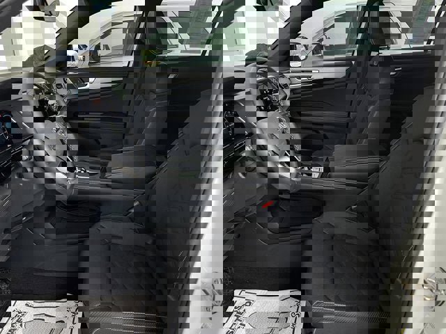 Used 2024 Volkswagen Atlas Cross Sport SE image 14