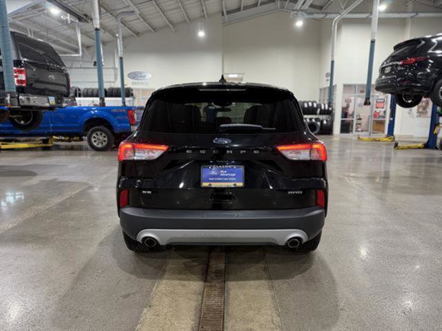 Certified 2022 Ford Escape SE w/ Convenience Package AWD/4WD image 4
