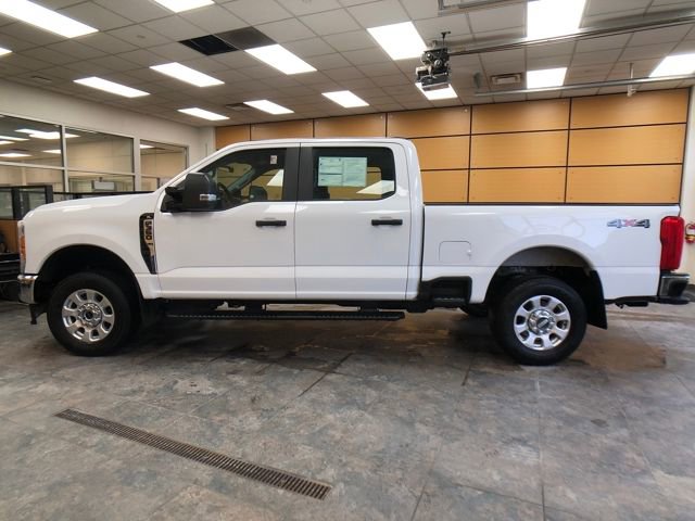 Certified 2023 Ford F350 XL w/ Snow Plow/Camper Package image 4