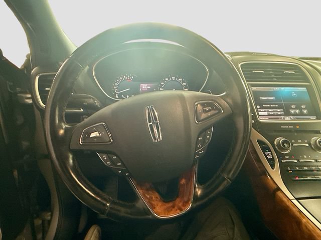 Used 2016 Lincoln MKX Select w/ Select Plus Package AWD/4WD image 12