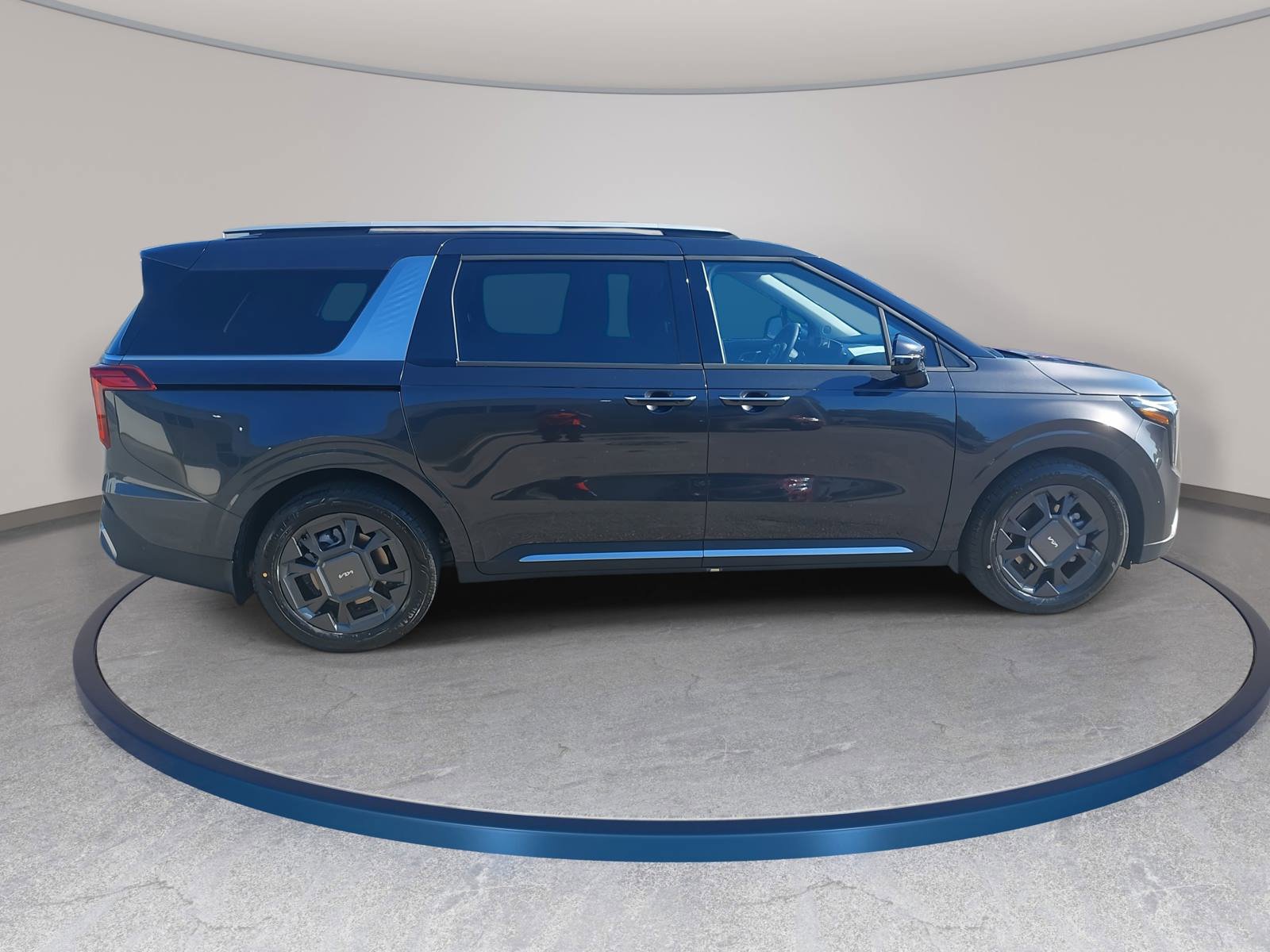 New 2026 Kia Carnival SX FWD image 4