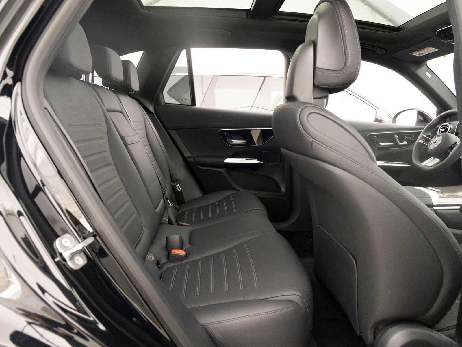 New 2026 Mercedes-Benz GLC 300 image 25
