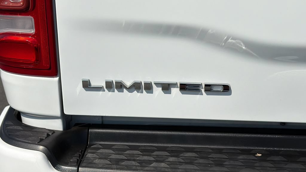 Used 2019 RAM 2500 Limited AWD/4WD image 11