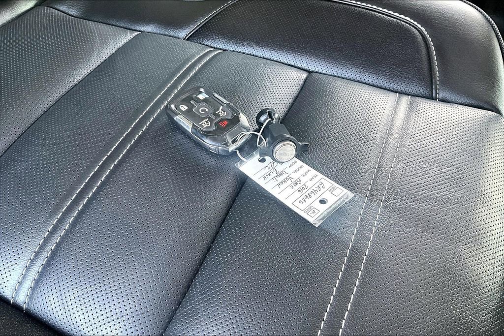 Used 2016 GMC Yukon Denali w/ Open Road Package image 13