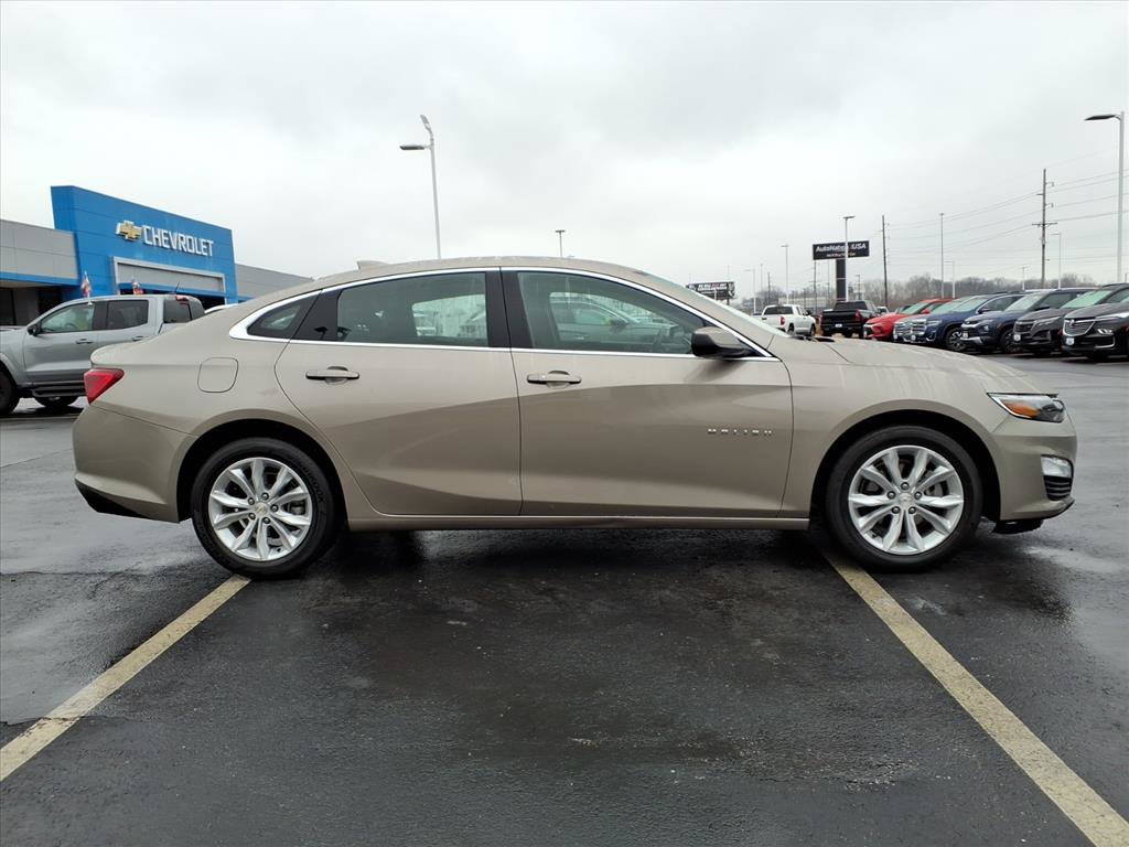 Used 2024 Chevrolet Malibu LT image 27