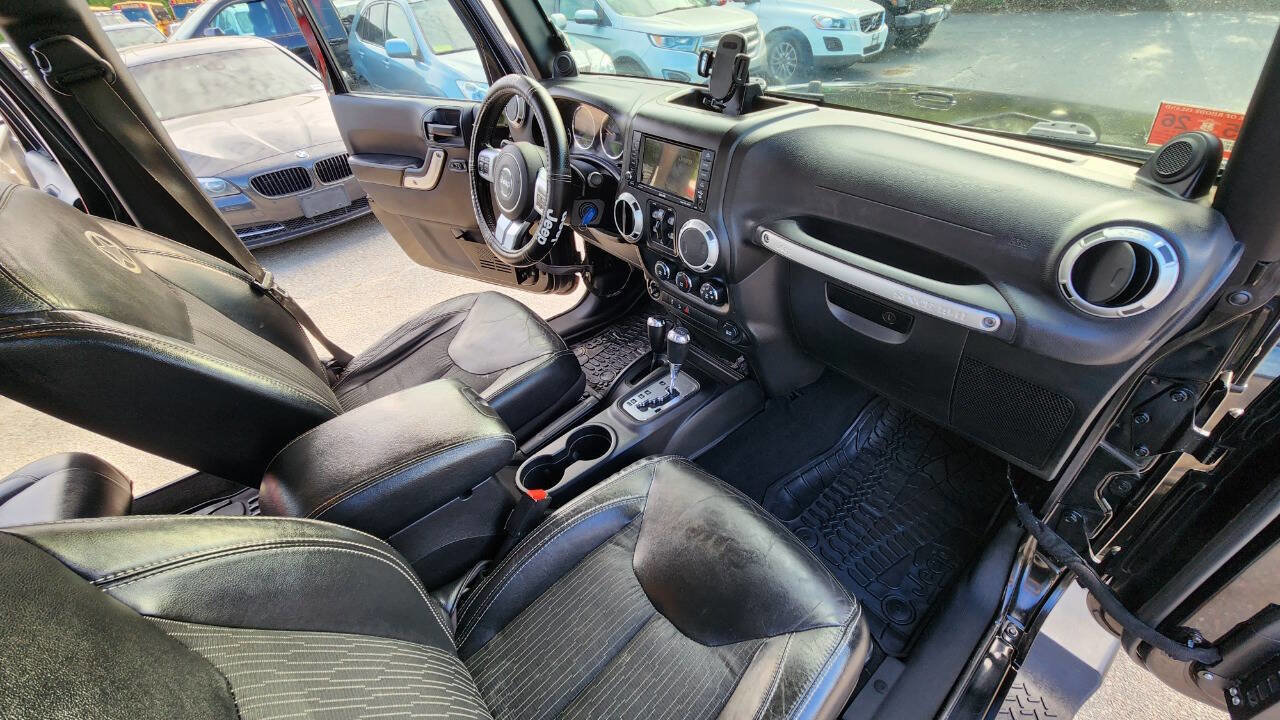 Used 2014 Jeep Wrangler Unlimited Sport AWD/4WD image 49