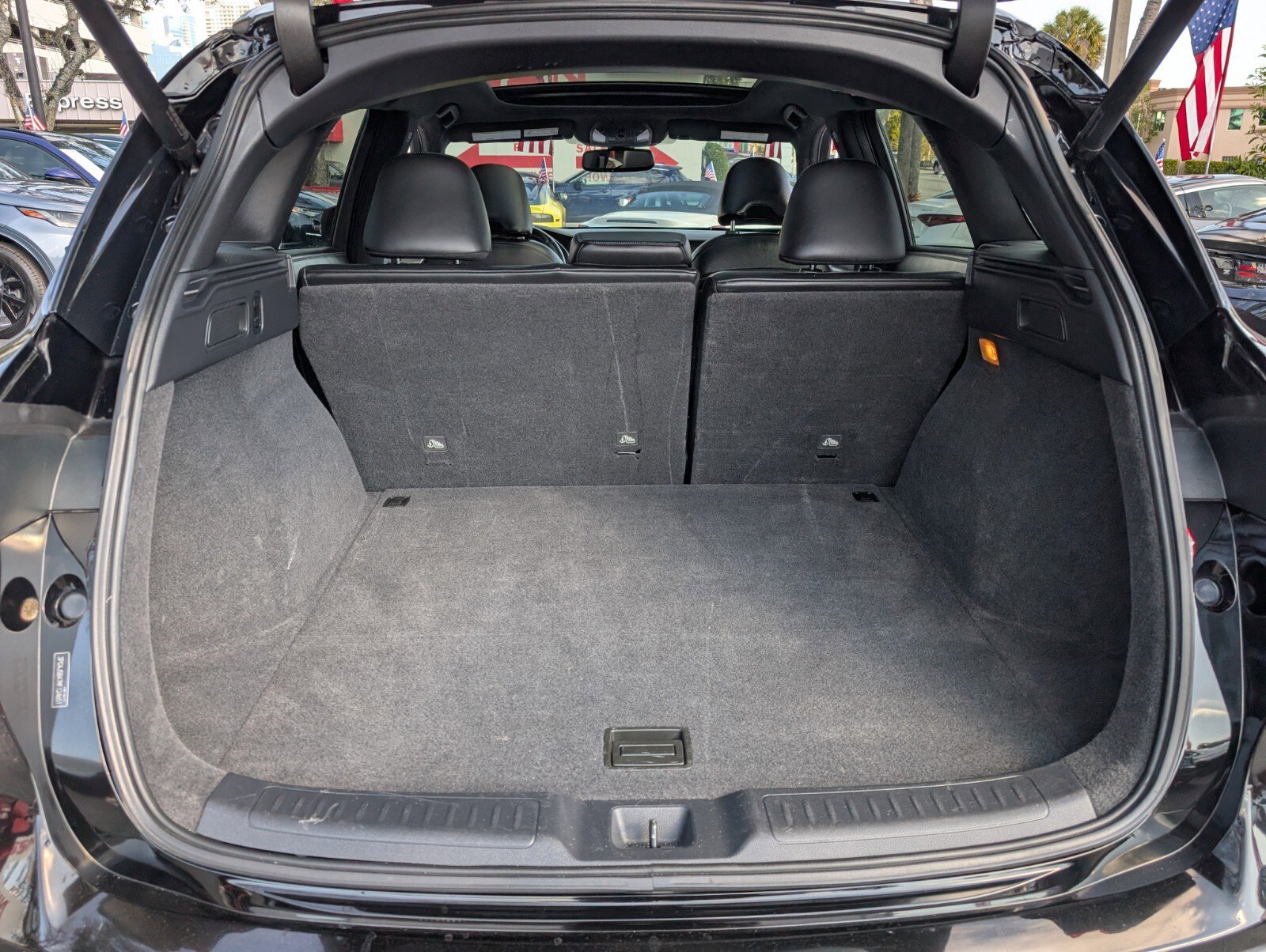 Used 2021 INFINITI QX50 Luxe w/ Appearance Package FWD image 13