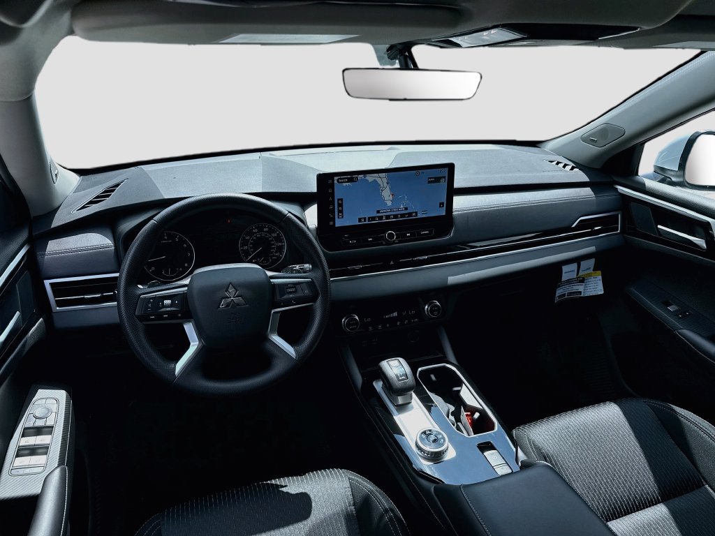 New 2026 Mitsubishi Outlander ES FWD image 22