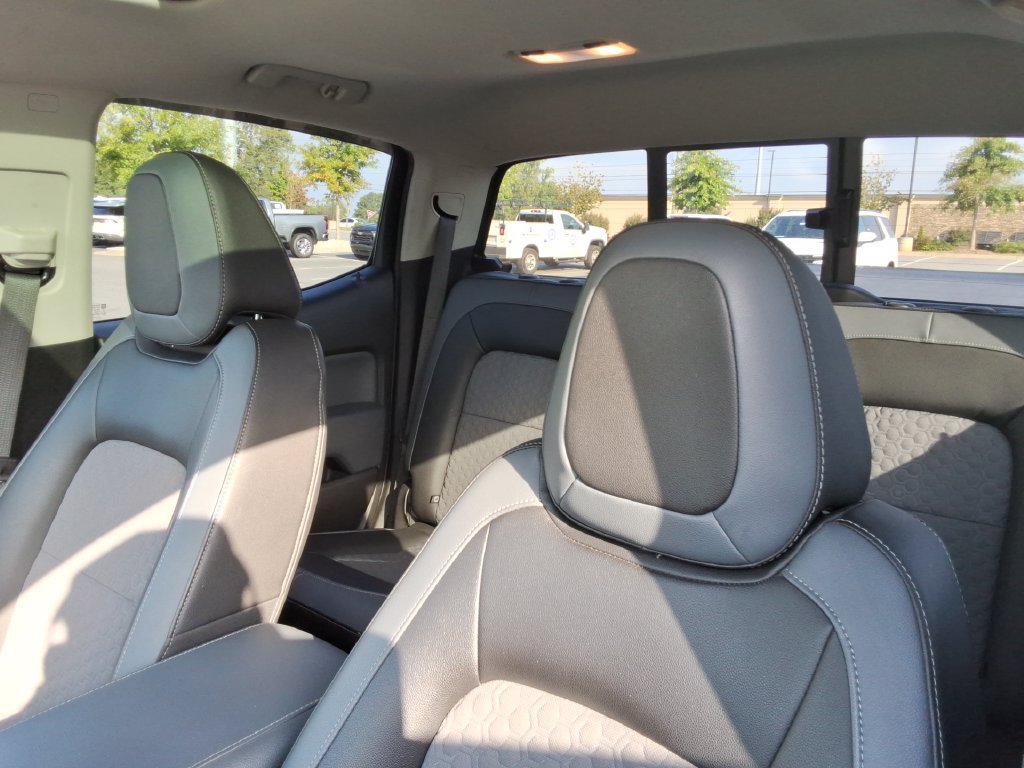 Used 2018 Chevrolet Colorado Z71 w/ Centennial Edition RWD image 24