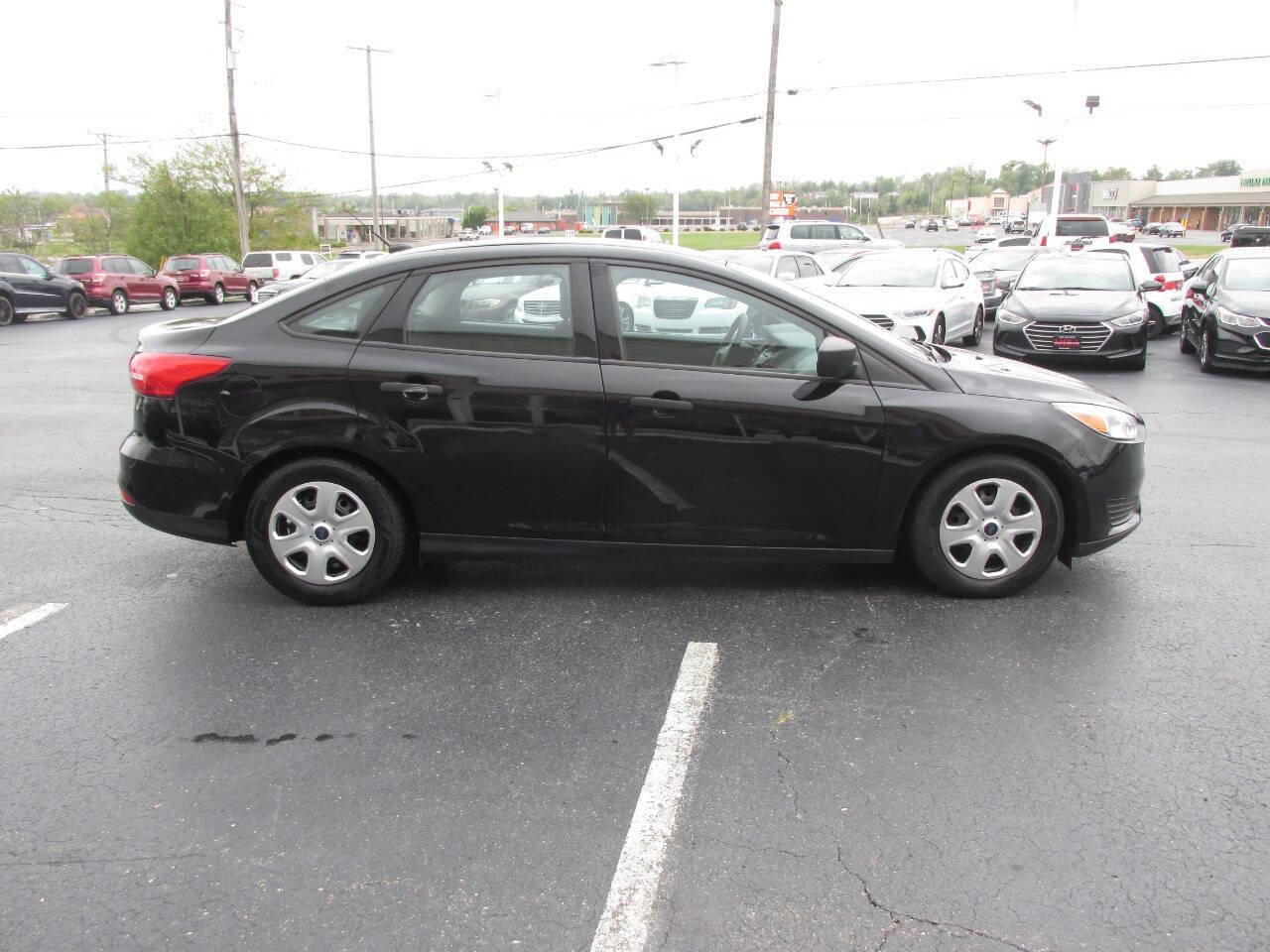 Used 2016 Ford Focus S FWD image 3