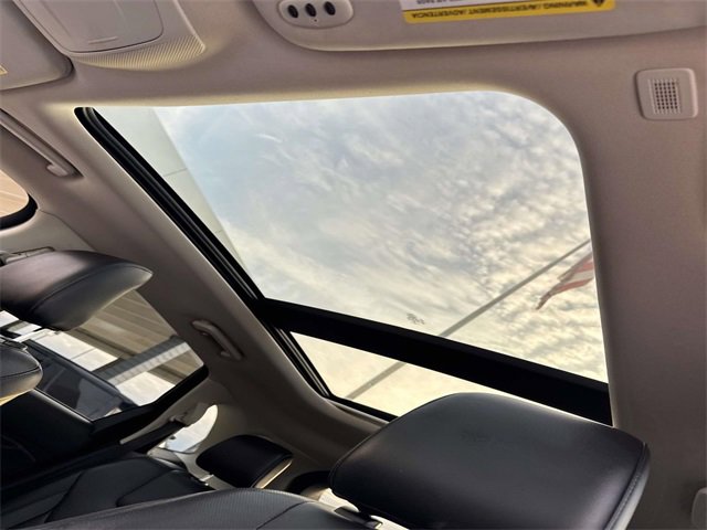 Used 2020 Ford Edge Titanium w/ Equipment Group 301A image 20