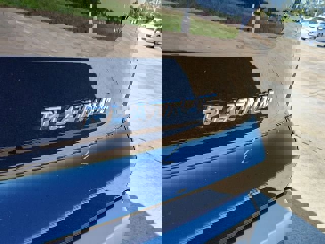 Used 2025 Nissan Pathfinder Platinum w/ Cargo Package image 6