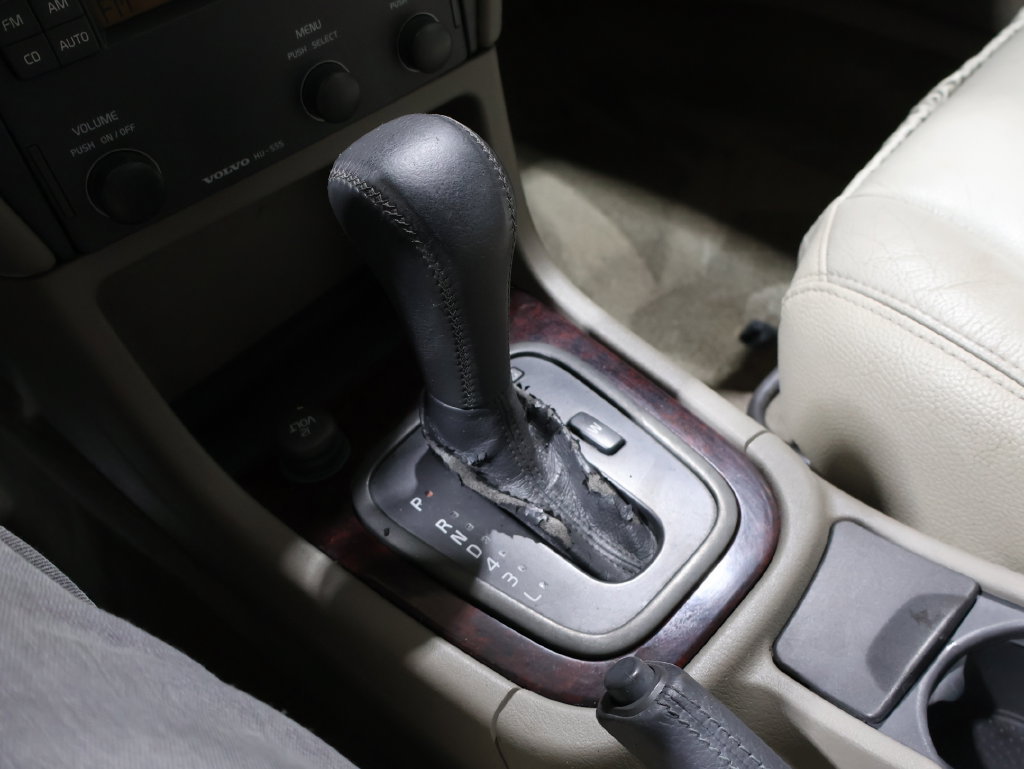 Used 2004 Volvo S40 FWD image 29