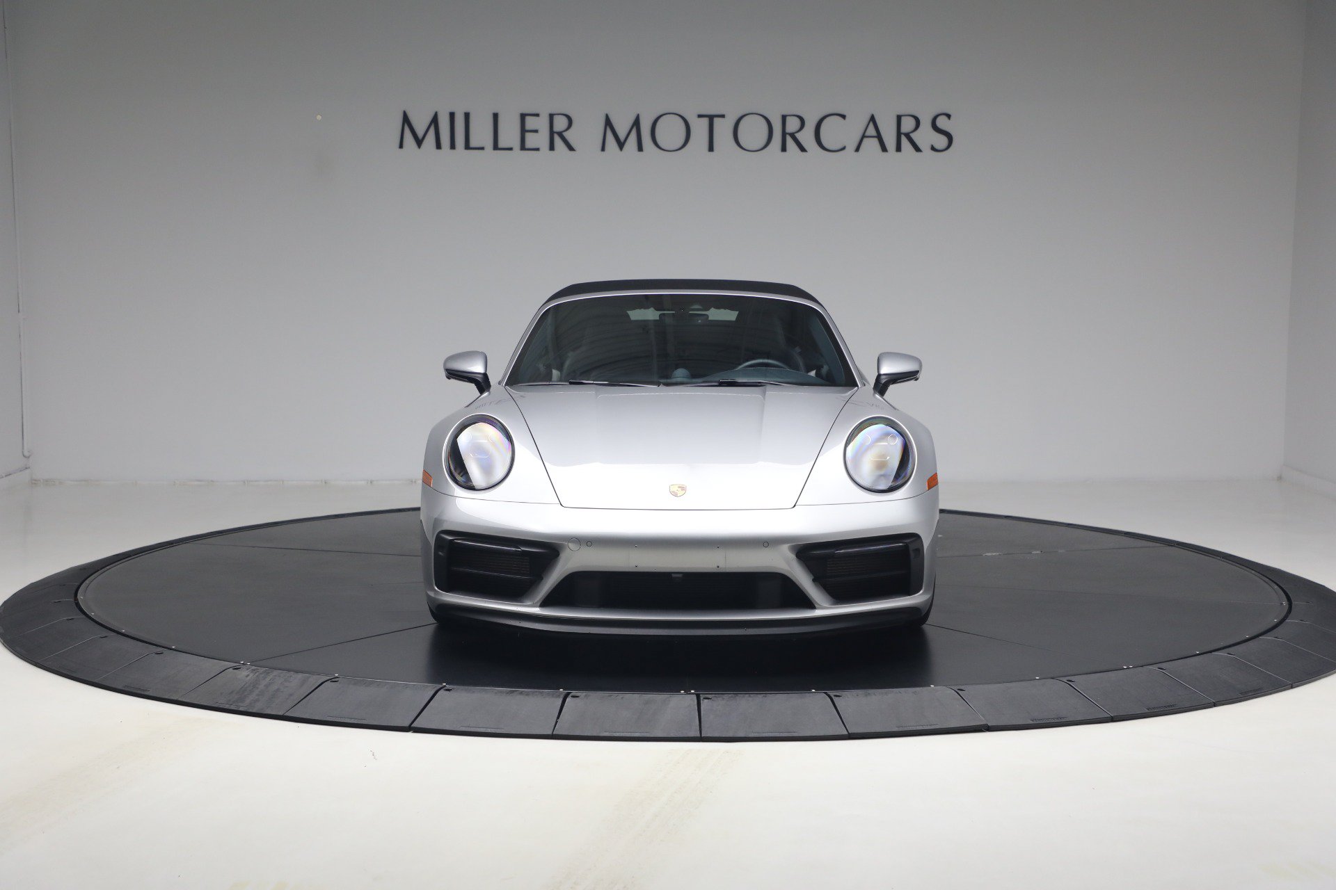 Used 2024 Porsche 911 Carrera GTS RWD image 34