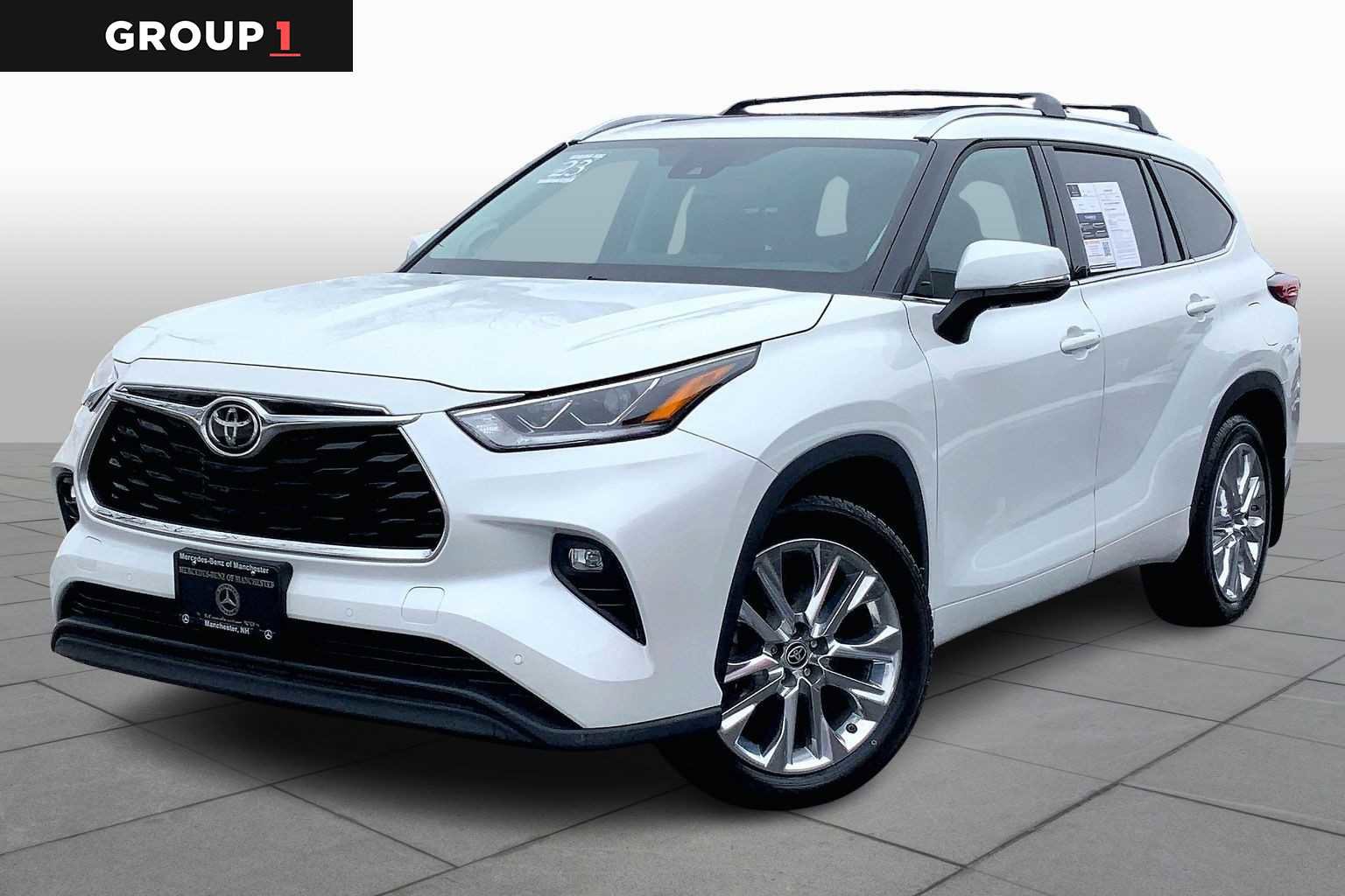 Used 2023 Toyota Highlander Limited AWD/4WD image 1