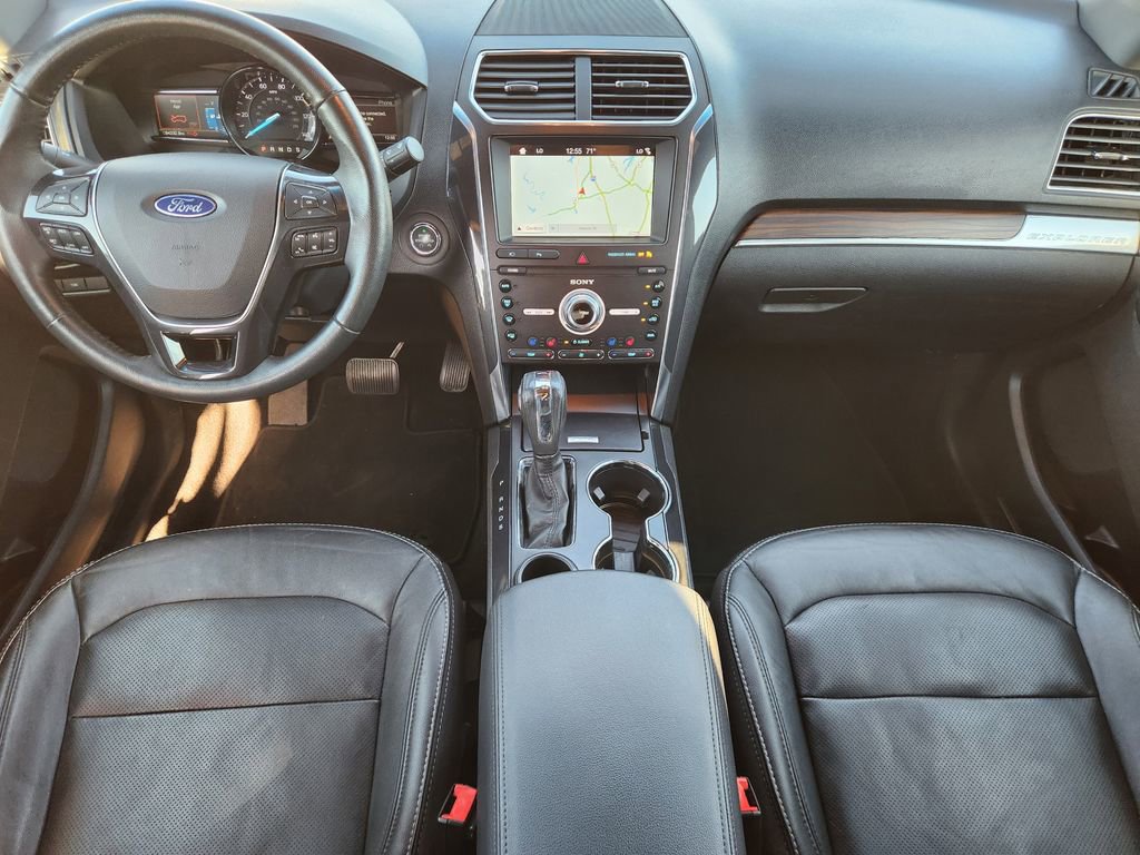 Certified 2019 Ford Explorer Limited w/ Class III Trailer Tow Package image 24