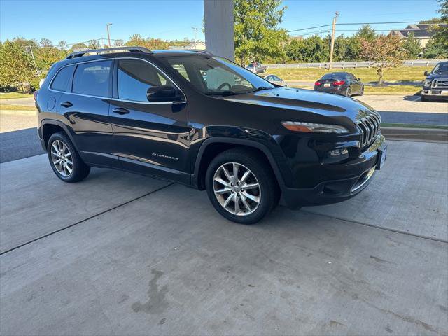 Used 2014 Jeep Cherokee Limited w/ Technology Group FWD image 1