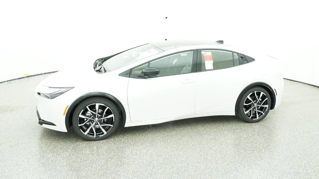 New 2026 Toyota Prius Plug-In Hybrid FWD image 7