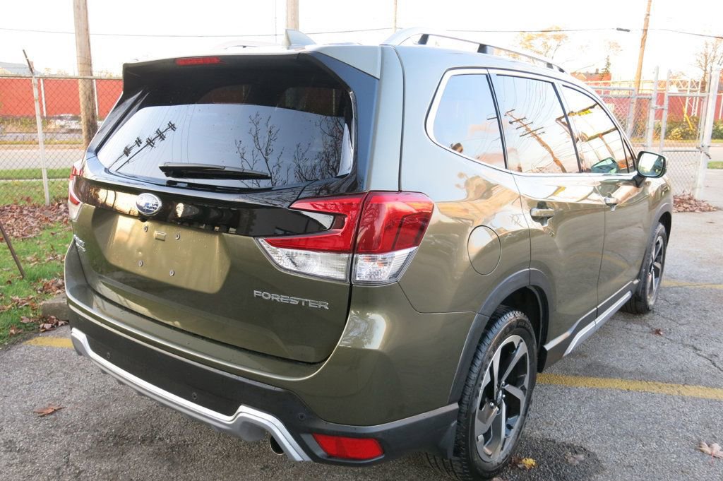 Used 2022 Subaru Forester Touring w/ Popular Package #3 image 4