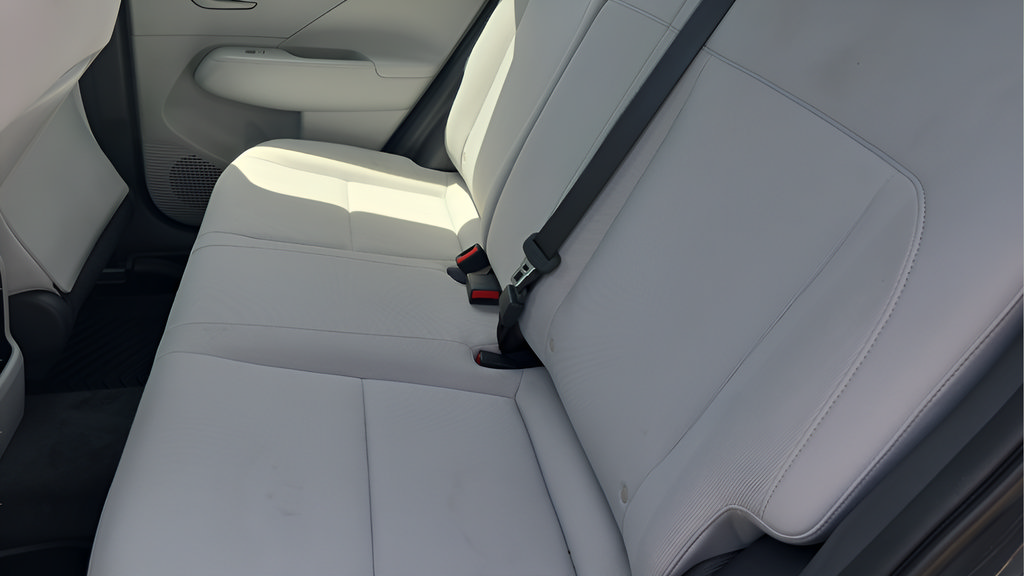 Used 2026 Hyundai Kona SE FWD image 29