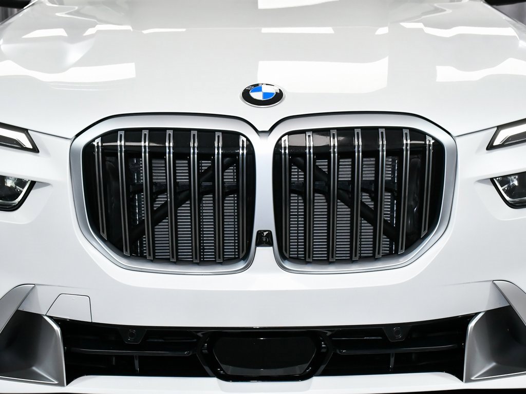 Used 2026 BMW X7 xDrive40i image 99