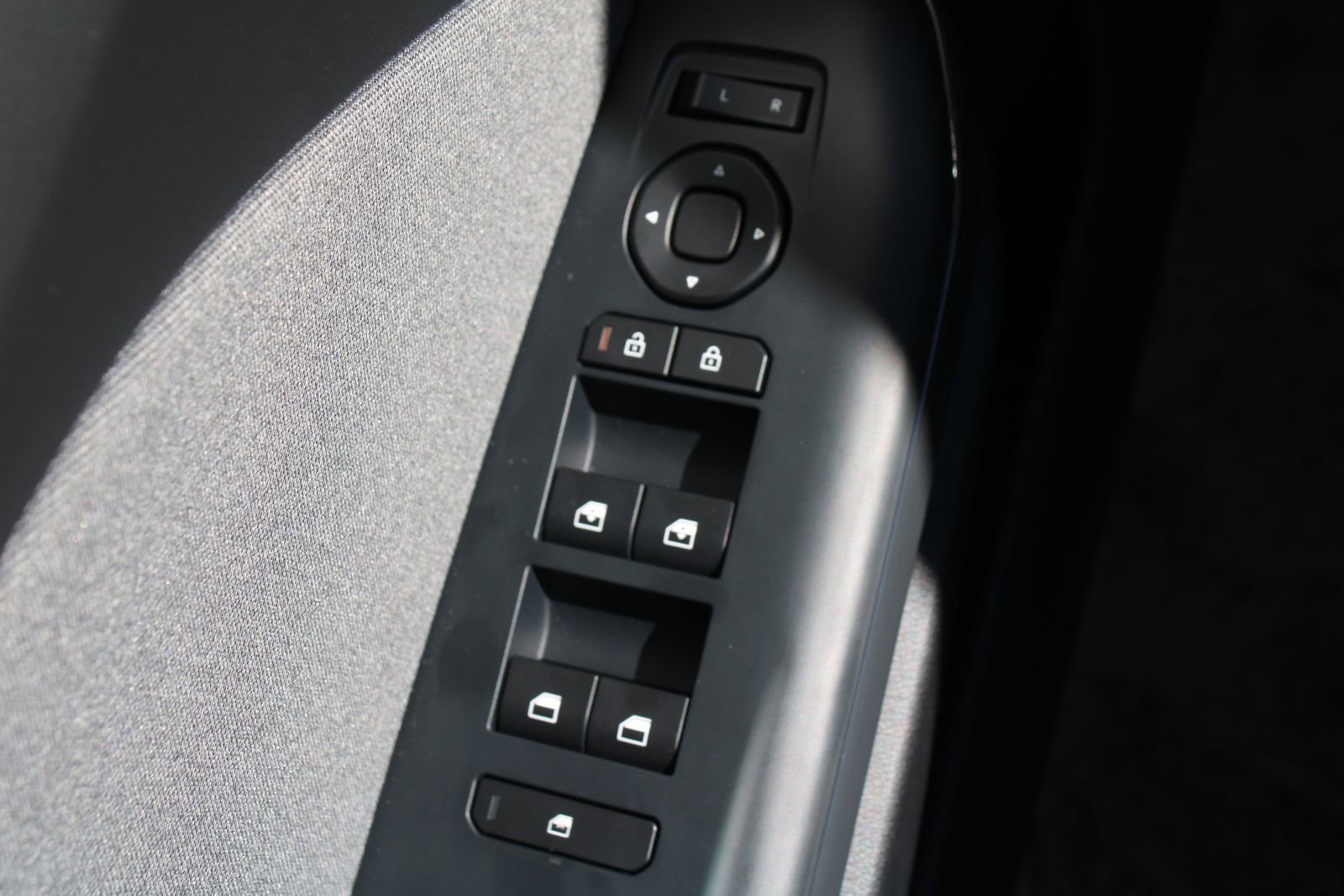 New 2026 Kia K4 EX image 19