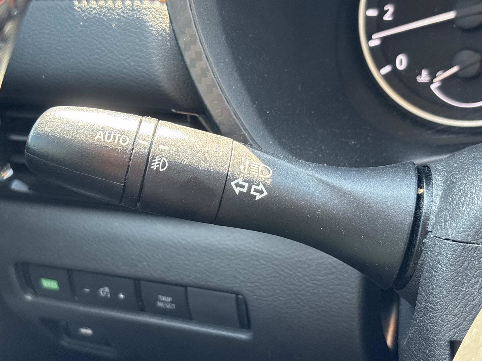 Used 2020 Nissan Sentra SR image 19