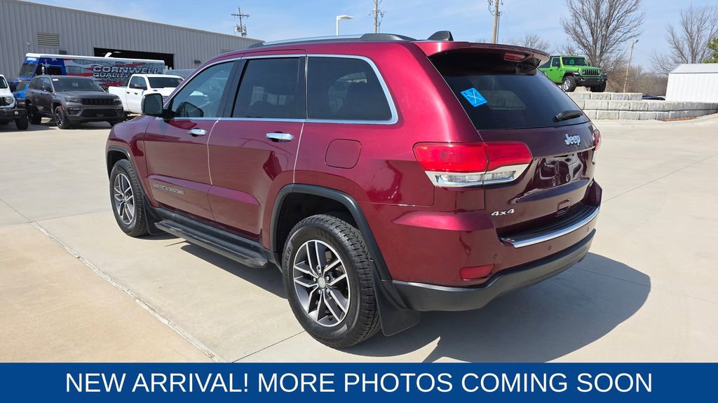 Used 2018 Jeep Grand Cherokee Limited w/ Luxury Group II image 3