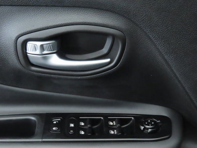 Used 2022 Jeep Renegade Trailhawk AWD/4WD image 24