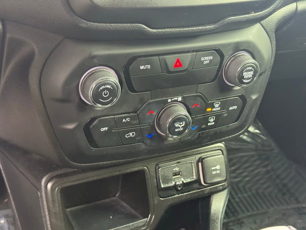 Used 2019 Jeep Renegade Latitude image 30