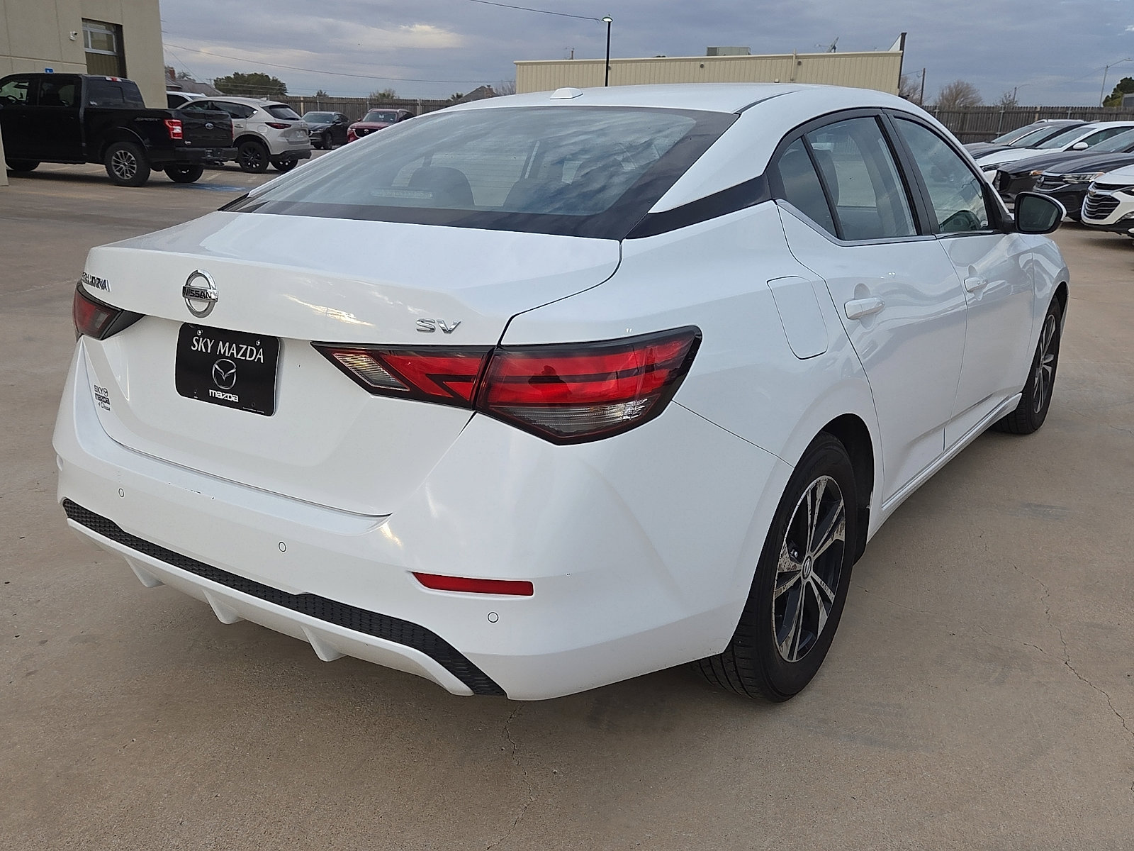 Used 2023 Nissan Sentra SV image 5