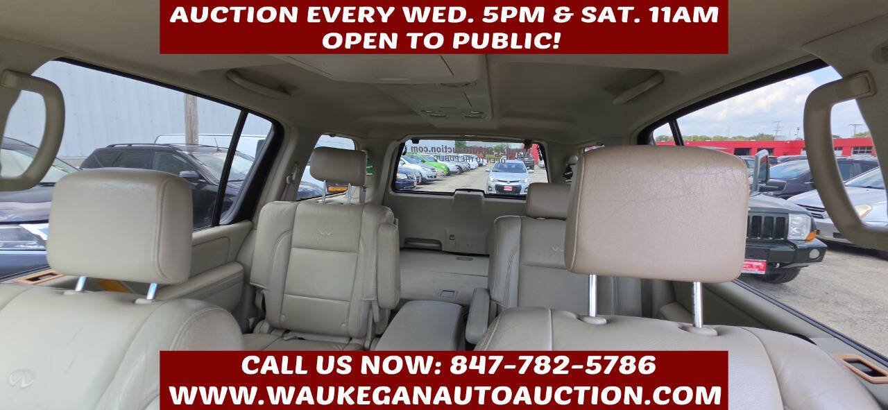 Used 2004 INFINITI QX56 4WD w/ Smart Vision Pkg image 8