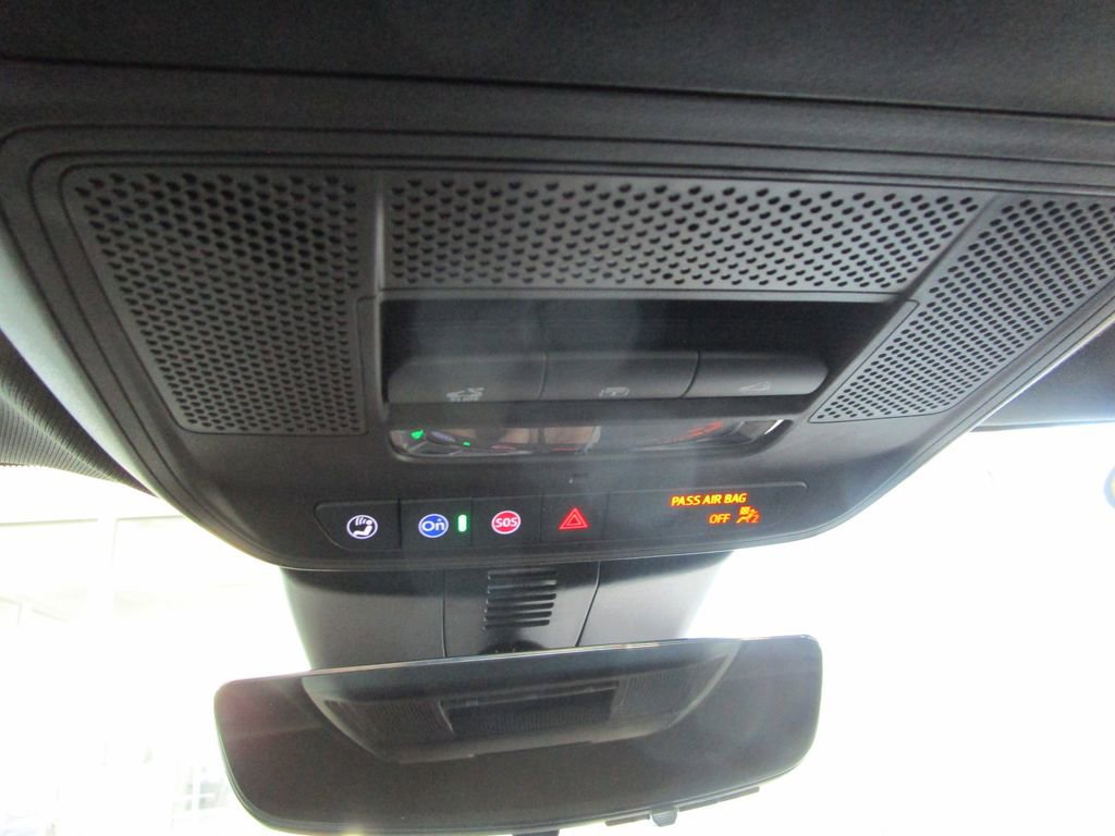 New 2026 Chevrolet Traverse Z71 w/ Enhanced Driving Package AWD/4WD image 39