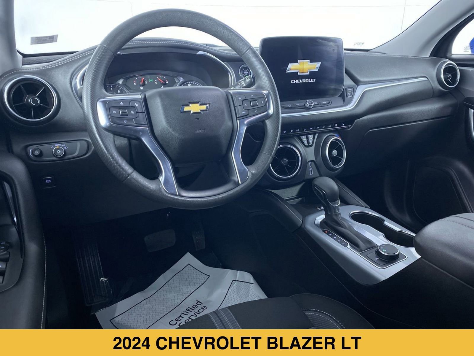 Certified 2024 Chevrolet Blazer LT w/ Convenience Package FWD image 2