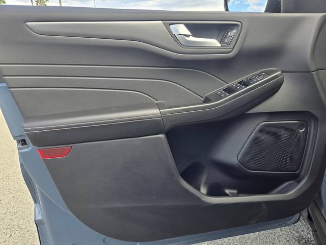 Used 2024 Ford Escape SE FWD image 7
